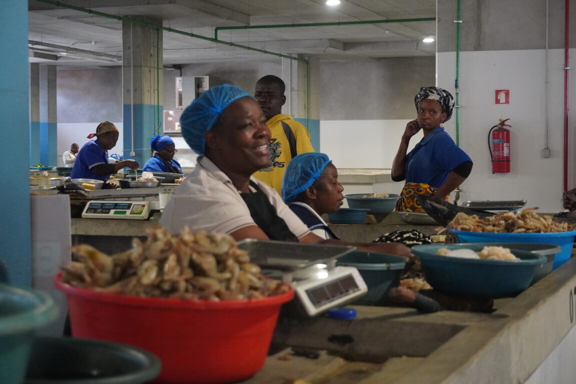 street vendors in Maputo